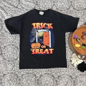 Vintage 90's Trick or Treat Halloween Graphic Tee Size Large